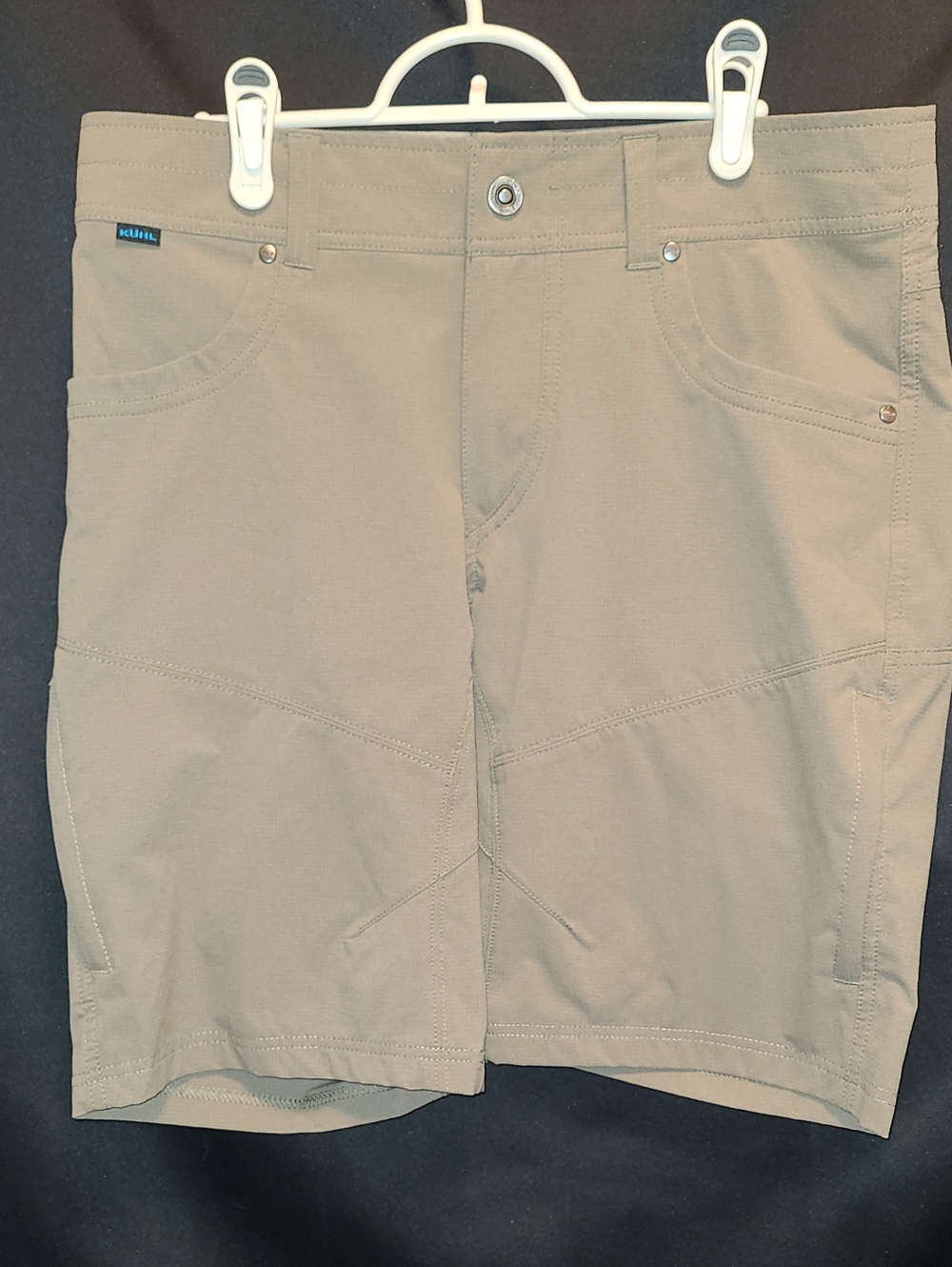 KUHL Men's Silencr Kargo shorts in a khaki Size 33 Like New